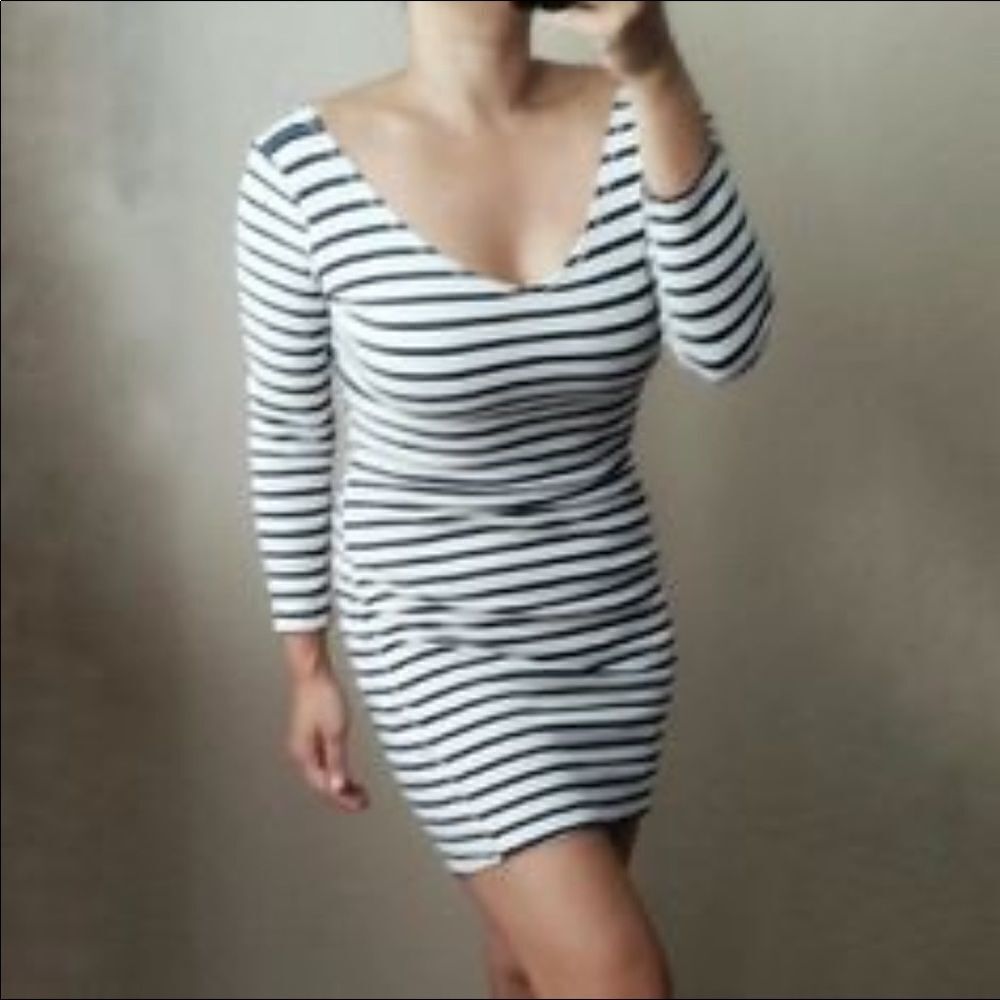 ✨Abercrombie & Fitch Striped Dress✨